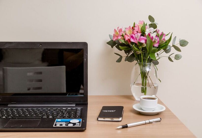 דירת חדר, Victory Suites