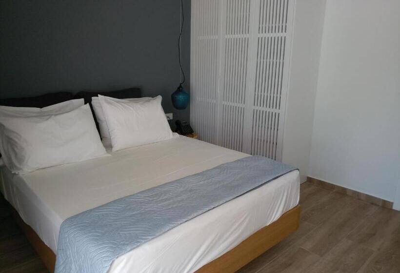Люкс с Бассейном, Meropi Hotel & Apartments