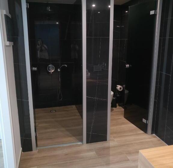 套房配有游泳池, Meropi Hotel & Apartments