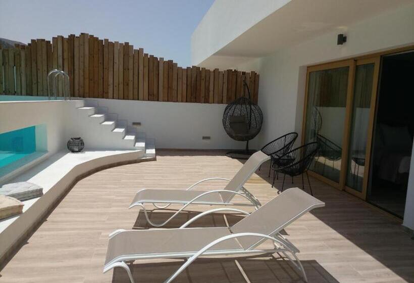 套房配有游泳池, Meropi Hotel & Apartments