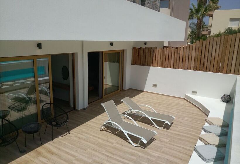 Люкс с Бассейном, Meropi Hotel & Apartments