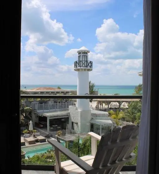 スイート, Delek Holbox