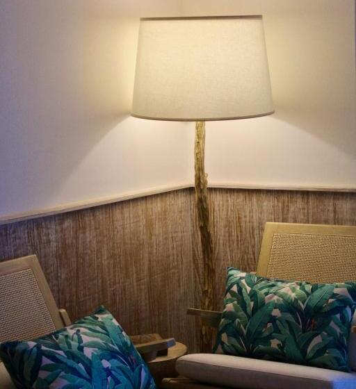 스위트 킹사이즈 침대, Naay Boutique Hotel Holbox