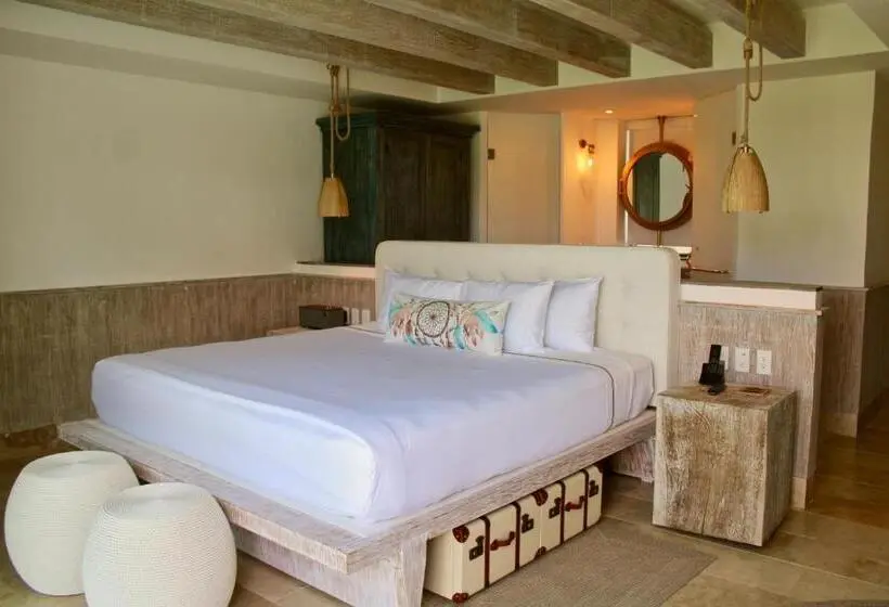 スイート, Delek Holbox