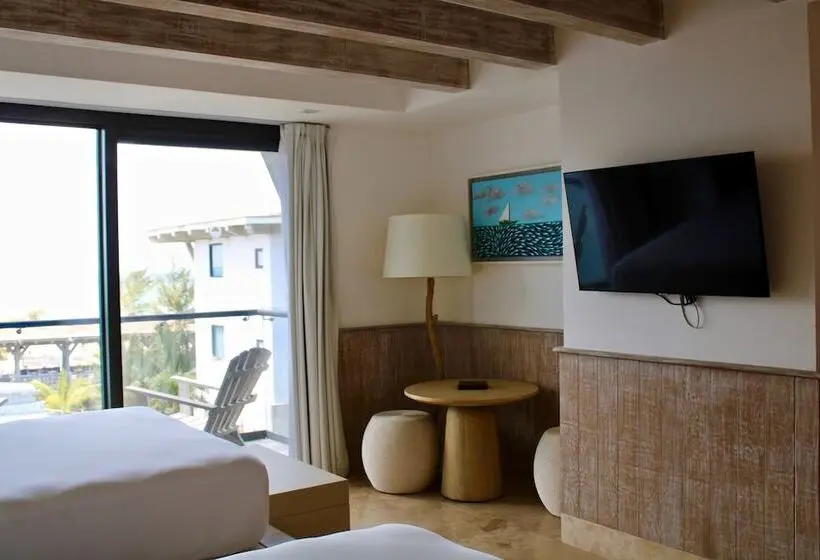 スイート, Delek Holbox