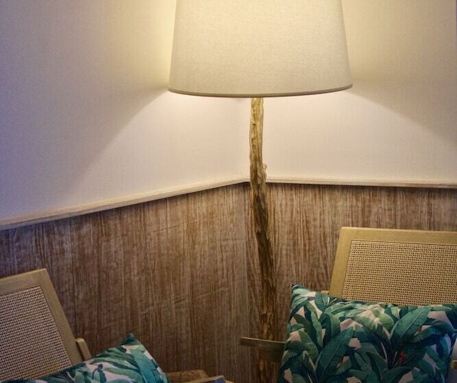 스위트 킹사이즈 침대, Naay Boutique Hotel Holbox