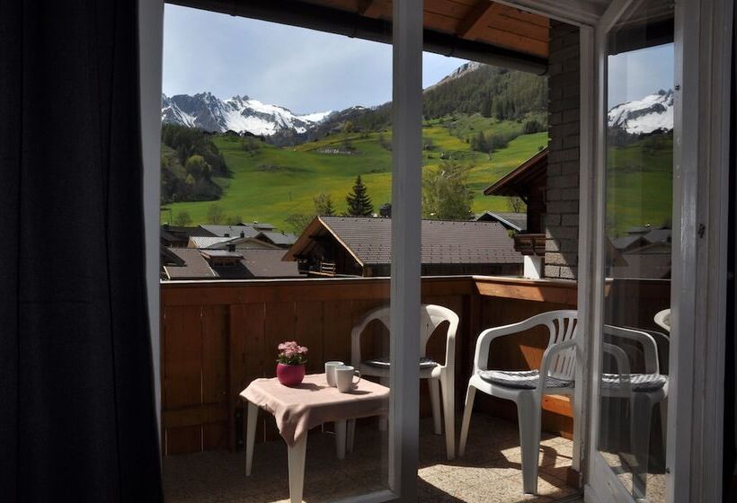 Апартаменты Comfort 3 Спальни, Gästehaus Enzian