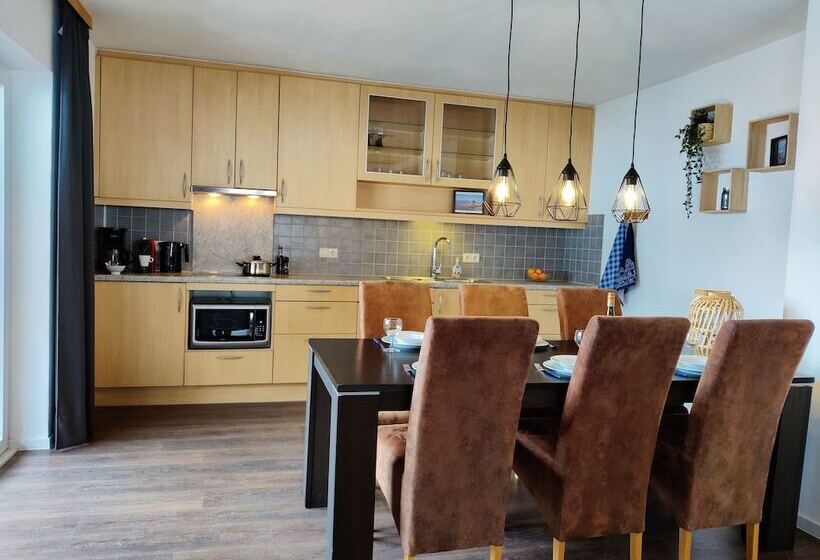 Апартаменты Comfort 3 Спальни, Gästehaus Enzian