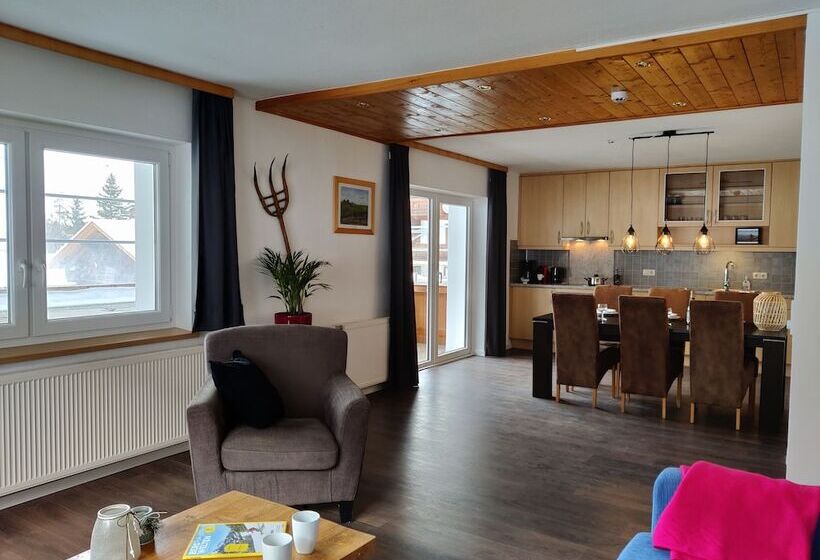 Апартаменты Comfort 3 Спальни, Gästehaus Enzian