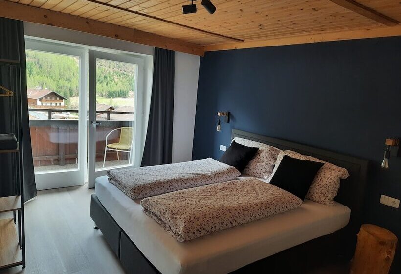 Апартаменты Comfort 2 Спальни, Gästehaus Enzian