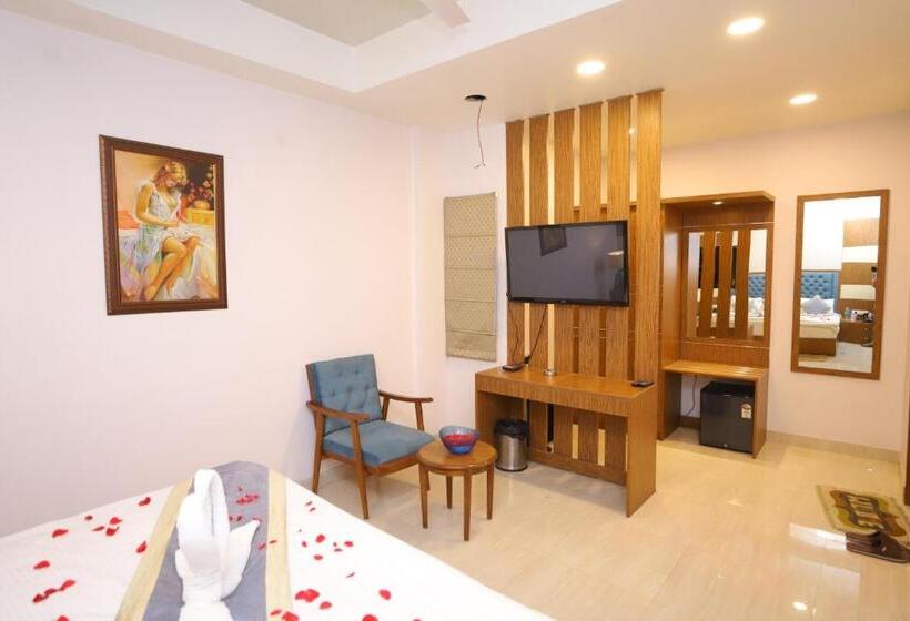 总统套房, Jm Vistaraa