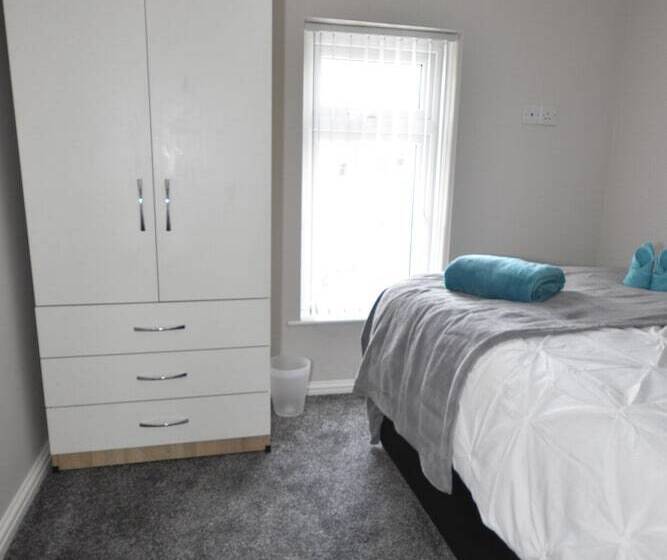 Номер Стандарт Совместная Ванная, Townhouse @ Penkhull New Road Stoke