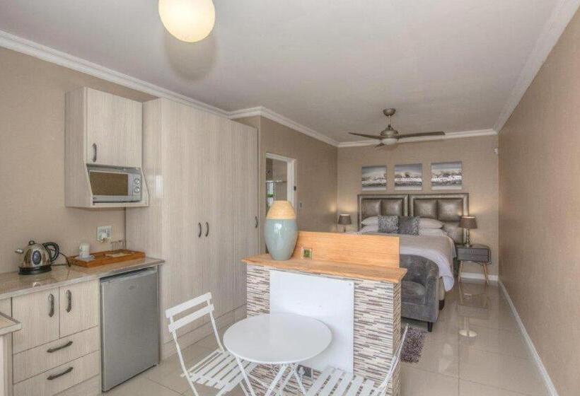 Номер Deluxe, Cashmere Suites