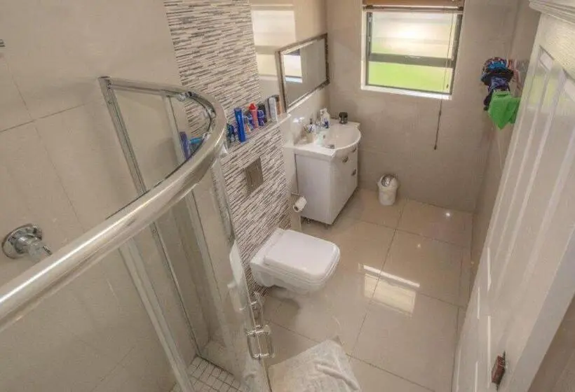 اتاق لوکس خانوادگی, Cashmere Suites