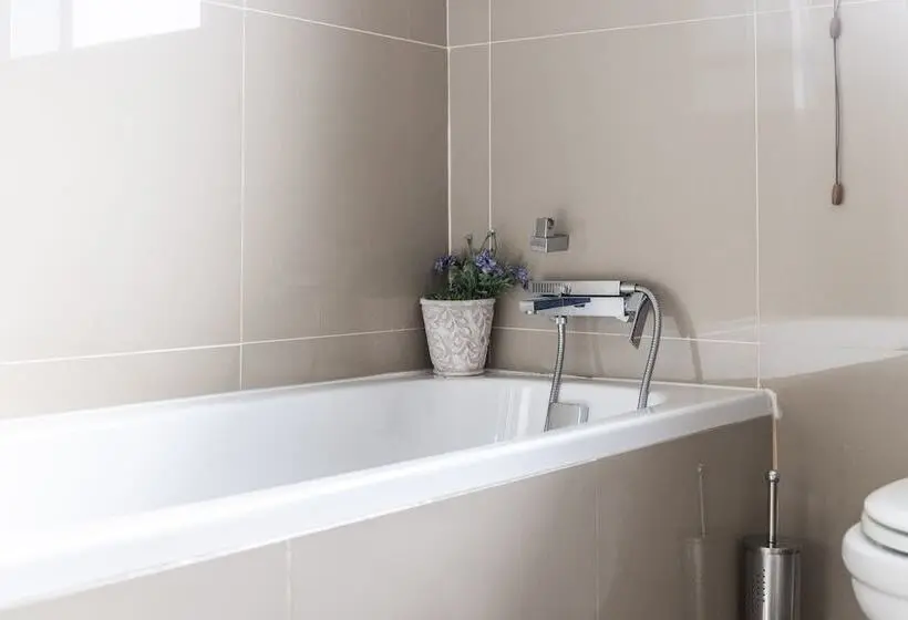 اتاق کلاس بیزنس, Cashmere Suites