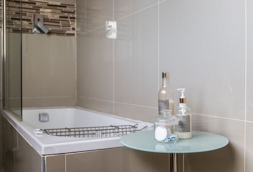 商务房间, Cashmere Suites