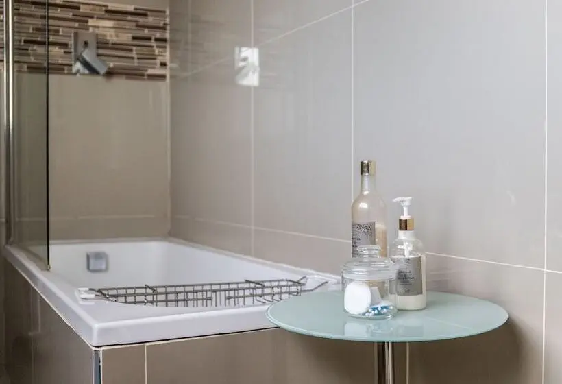 اتاق کلاس بیزنس, Cashmere Suites