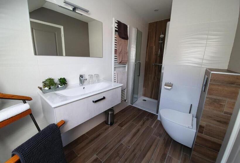 חדר משפחתי נוף לגינה, Graine De Rêves