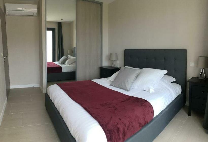 Апартаменты 1 Спальня Вид на Море, Hpc Suites   Parking Gratuit & Piscine Chauffée