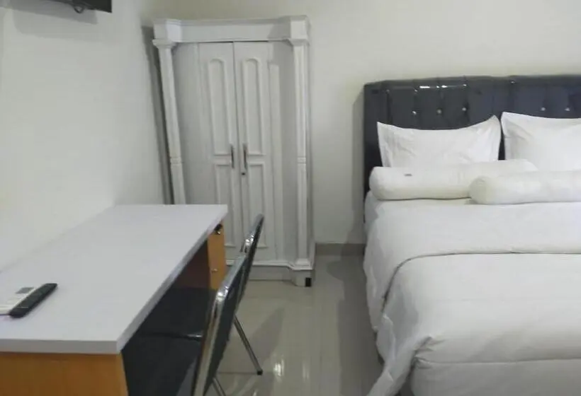 デラックスルーム, Reddoorz Near Palembang Airport 2