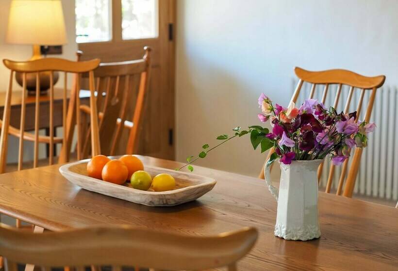 침실 1개 주택, Wayside Cottage