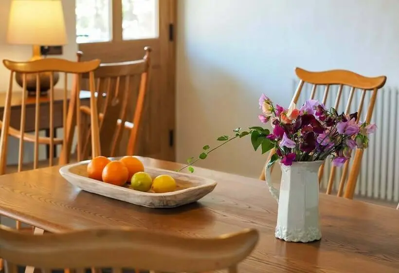 Casa 1 Dormitori, Wayside Cottage