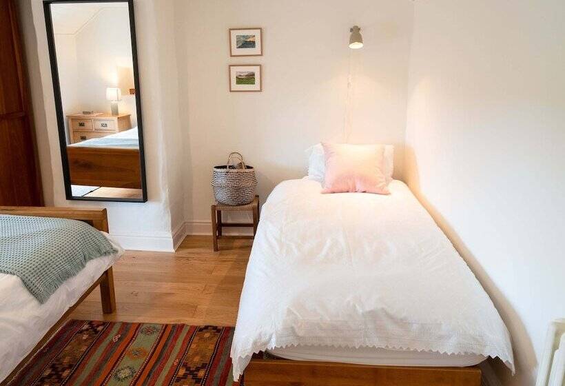 1ベッドルームハウス, Wayside Cottage