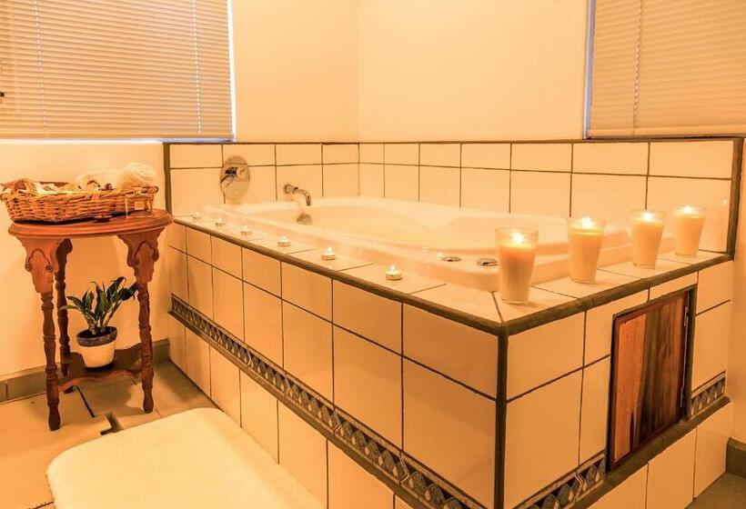 豪华套房, Casa Chu