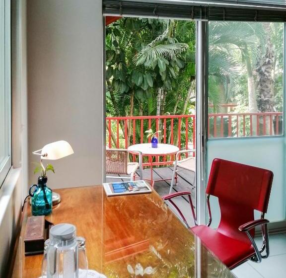 小型套房带阳台, Casa Chu