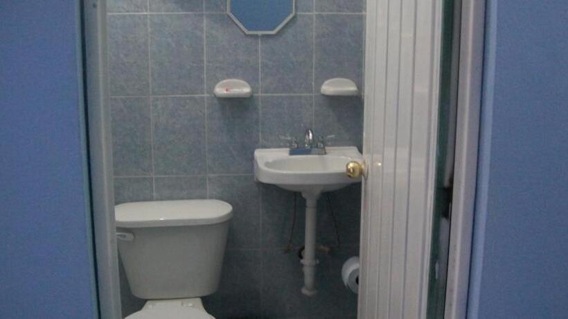 Chambre Quadruple Standard, Hostal Eclipse Oaxaca