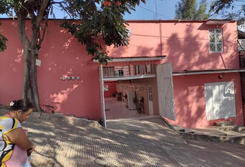 Chambre Quadruple Standard, Hostal Eclipse Oaxaca