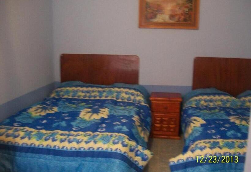 Chambre Quadruple Standard, Hostal Eclipse Oaxaca