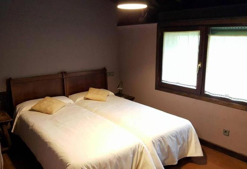 스탠다드 룸, Hostal Itzalargikoborda