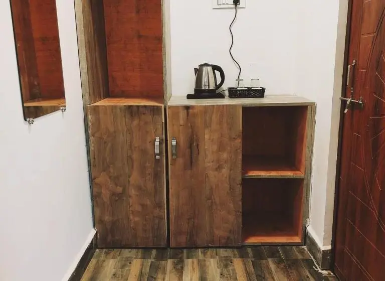 バルコニー付きデラックスルーム, Grand Narmada Jungle Homestay Resort Bandhavgarh