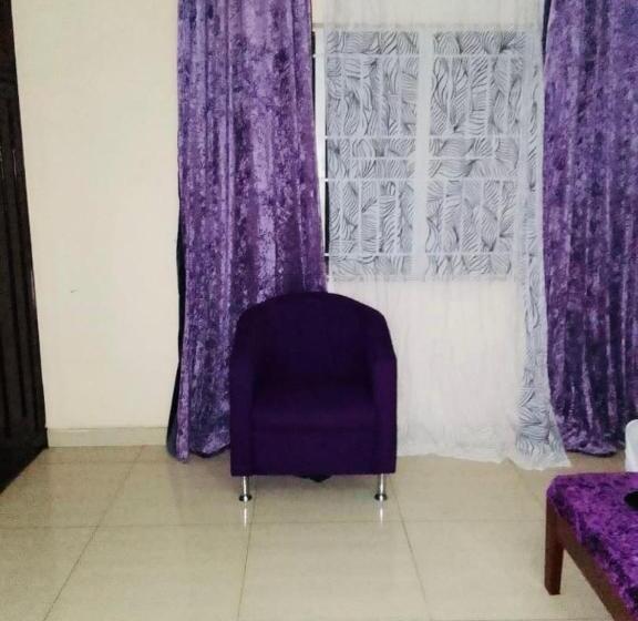 اتاق سوپریور, Zunox Guest House