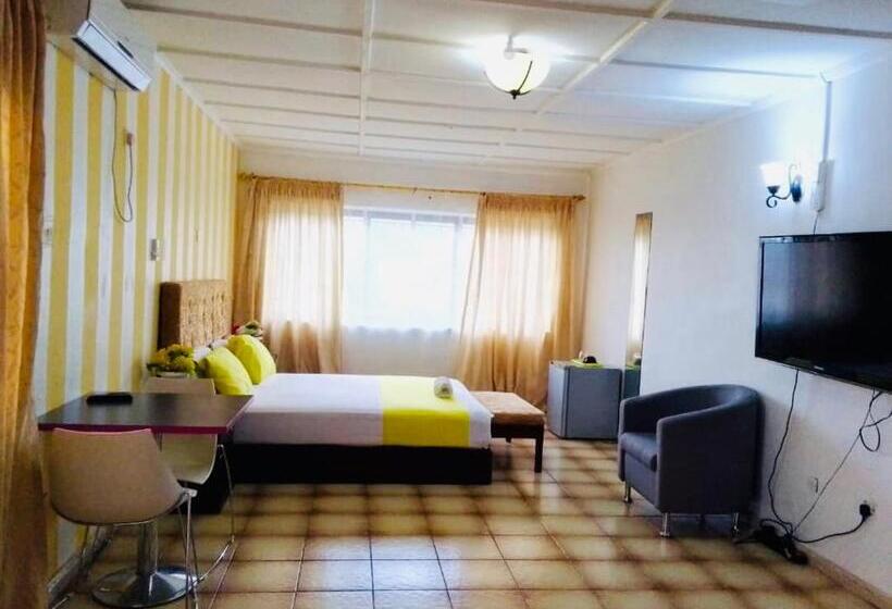 اتاق سوپریور, Zunox Guest House