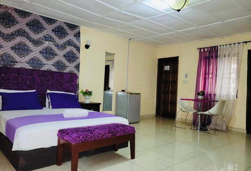 اتاق سوپریور, Zunox Guest House
