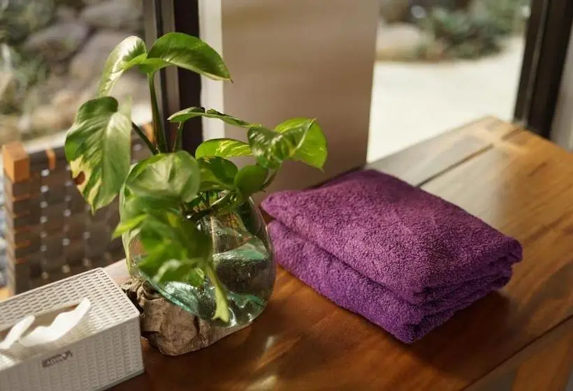 エコノミールーム, Lucca Resort & Residence