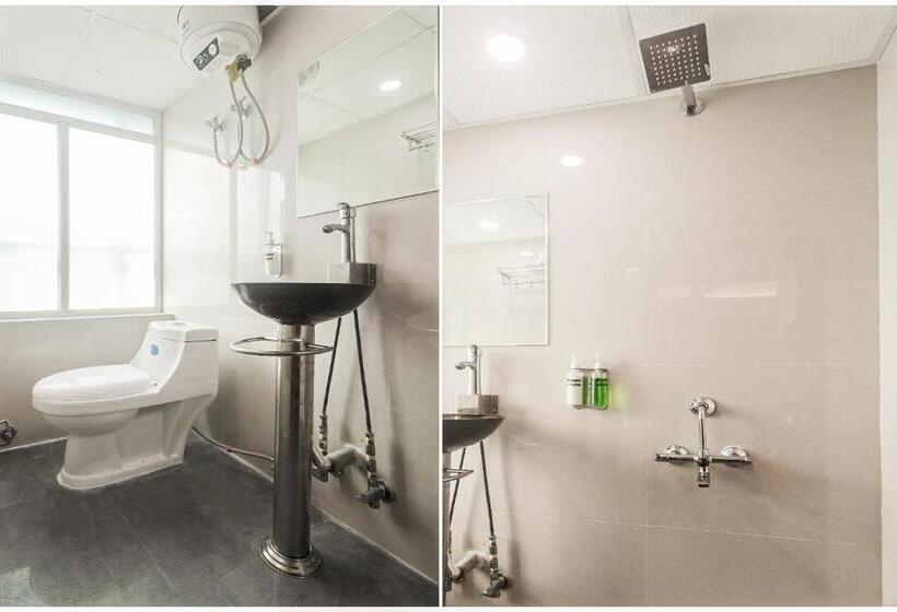 스탠다드 룸, Super Townhouse Marina