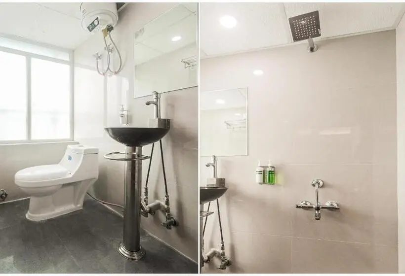 اتاق استاندارد, Super Townhouse Marina