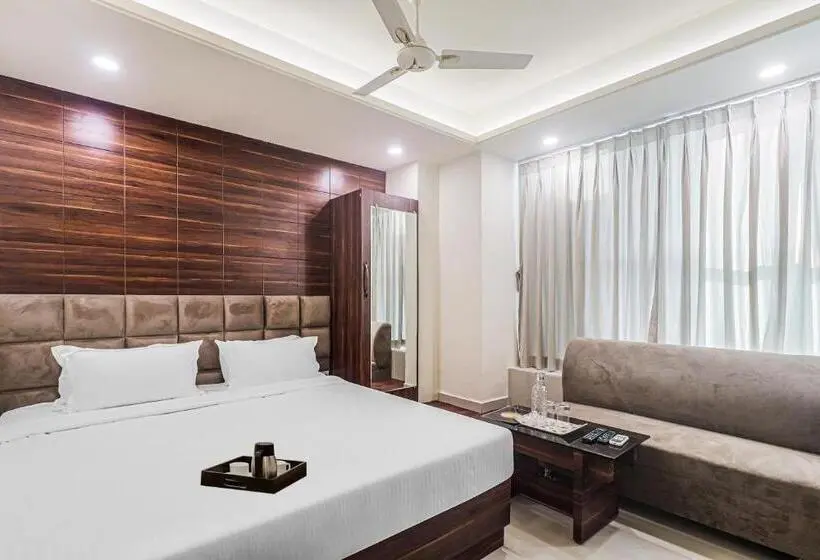 اتاق لوکس, Super Townhouse Marina