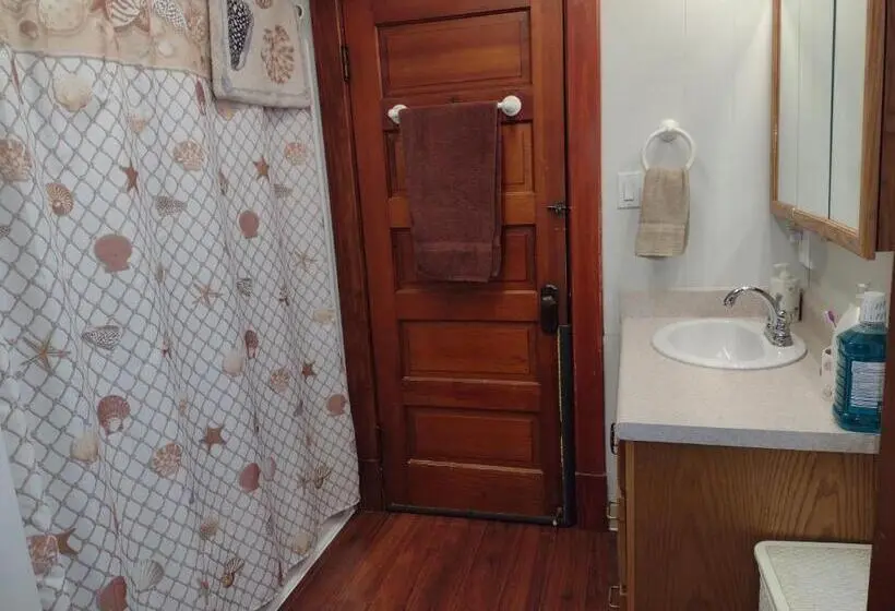 スタンダードルーム, Quiet Full Size Bed Close To Town 420 Friendly