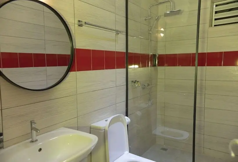 سوییت جونیور, Bnb Hotel Spa