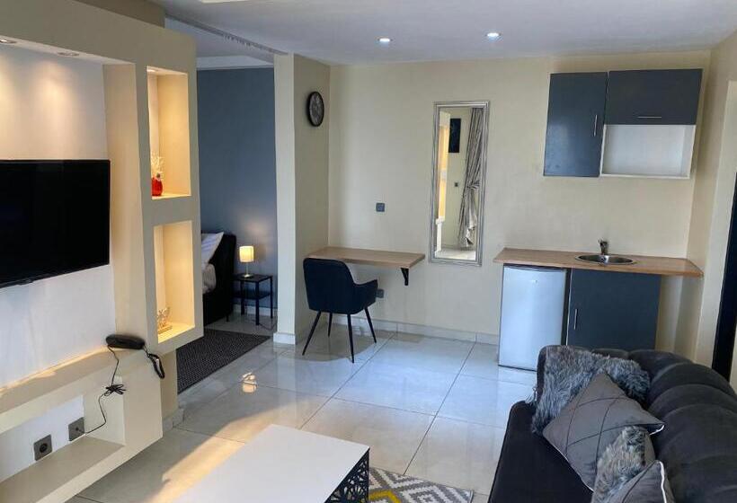 סוויטת ג'וניור דלוקס, Bnb Hotel Spa