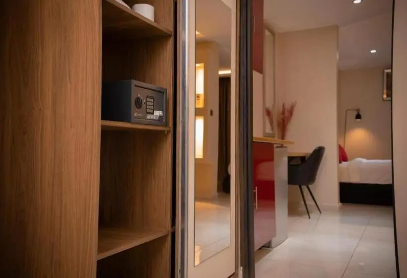 سوییت جونیور لوکس, Bnb Hotel Spa