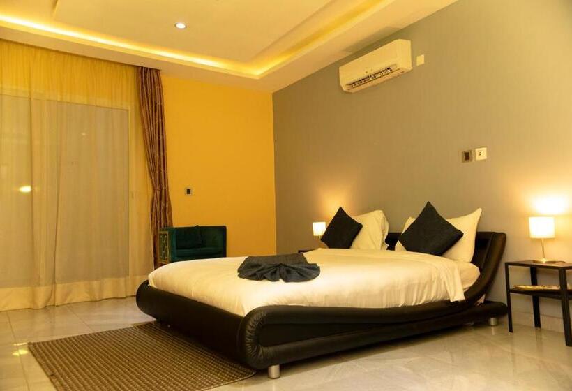 סוויטה אקזקיוטיב, Bnb Hotel Spa