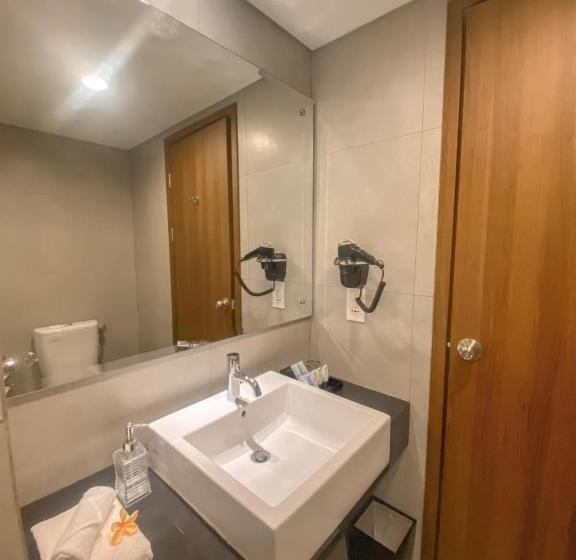 Quarto Deluxe Cama King, Bess Mansion Hotel Surabaya