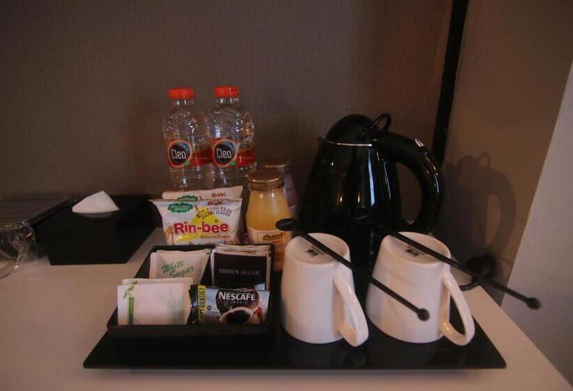 Quarto Deluxe, Bess Mansion Hotel Surabaya