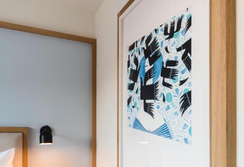 带大床的标准间, Isabella Boutique