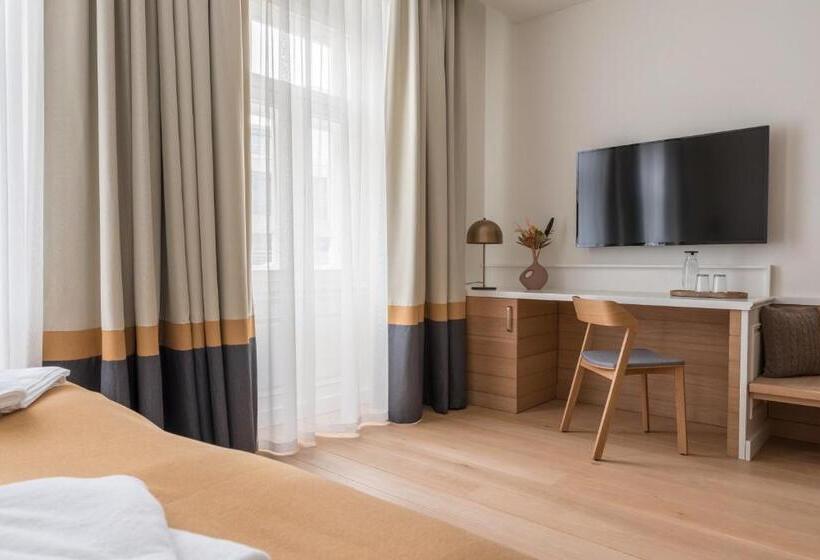 豪华房间, Isabella Boutique